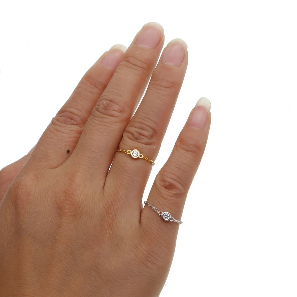 DAINTY SPARKLE CHAIN RING