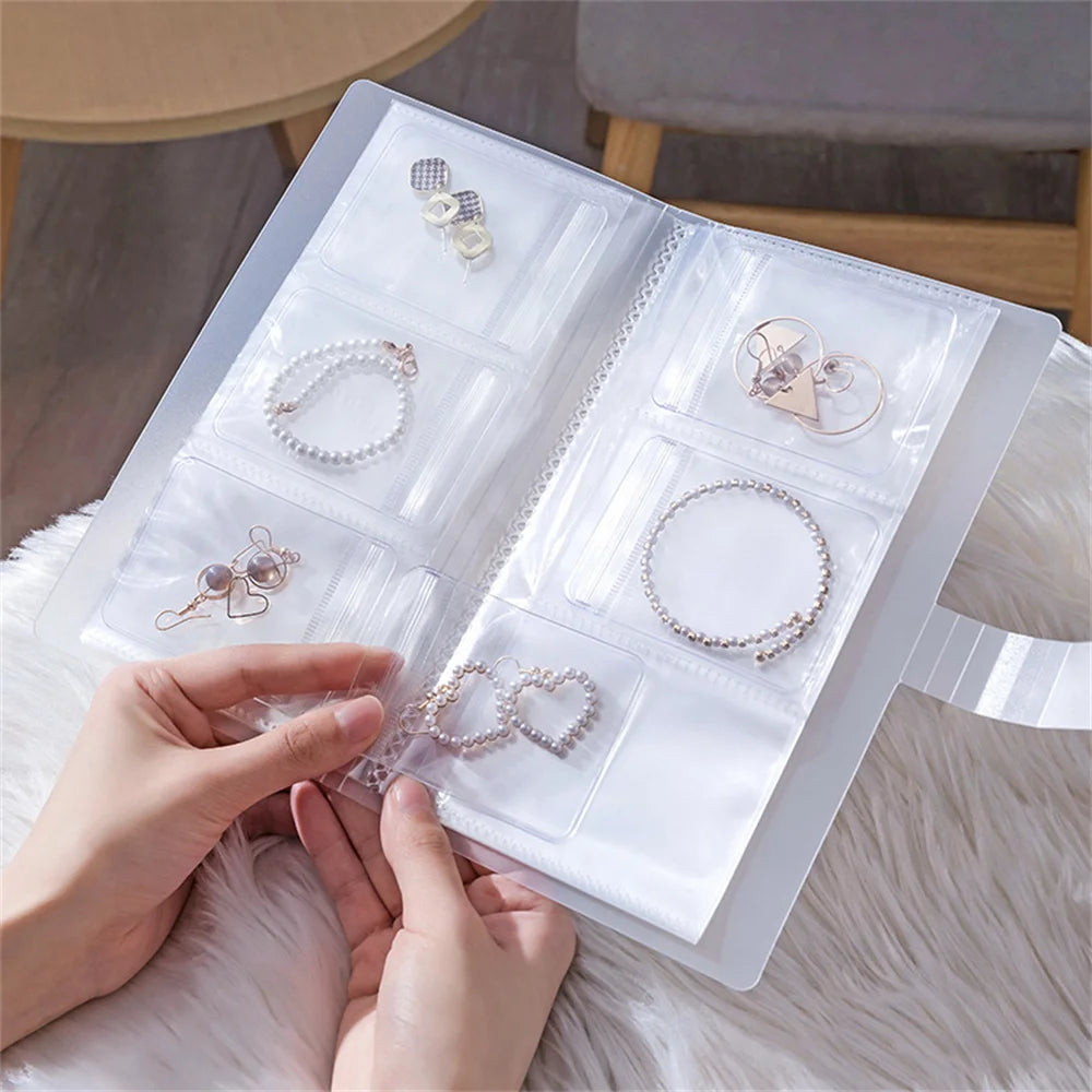 QUEEN'S ON-THE-GO JEWELLERY ORGANISER BOOK