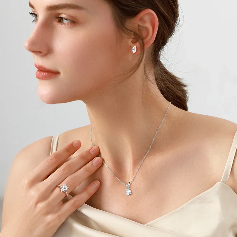 PEAR DUCHESS ELEGANCE