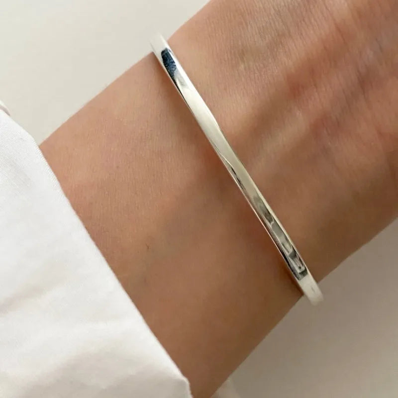 ETERNAL ELEGANCE OPEN BANGLE