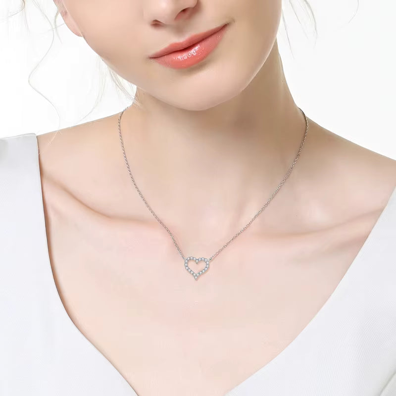AMOUR ROYALE NECKLACE