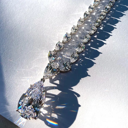 FEROYAL Jasmine Statement Necklace detail view