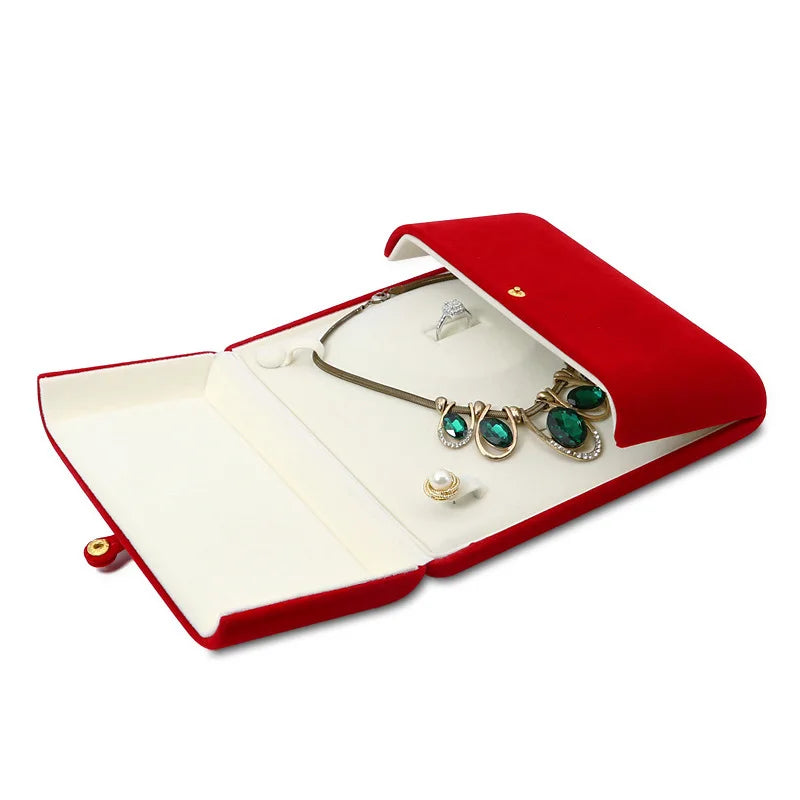THE QUEEN'S JEWELLERY DISPLAY BOX
