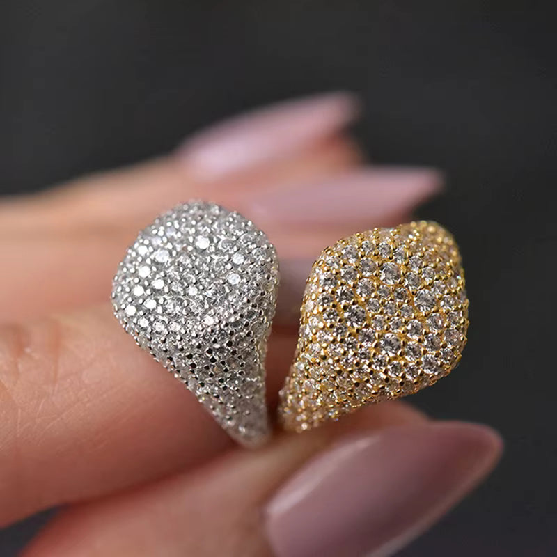 PAVÉ PINKY QUEEN