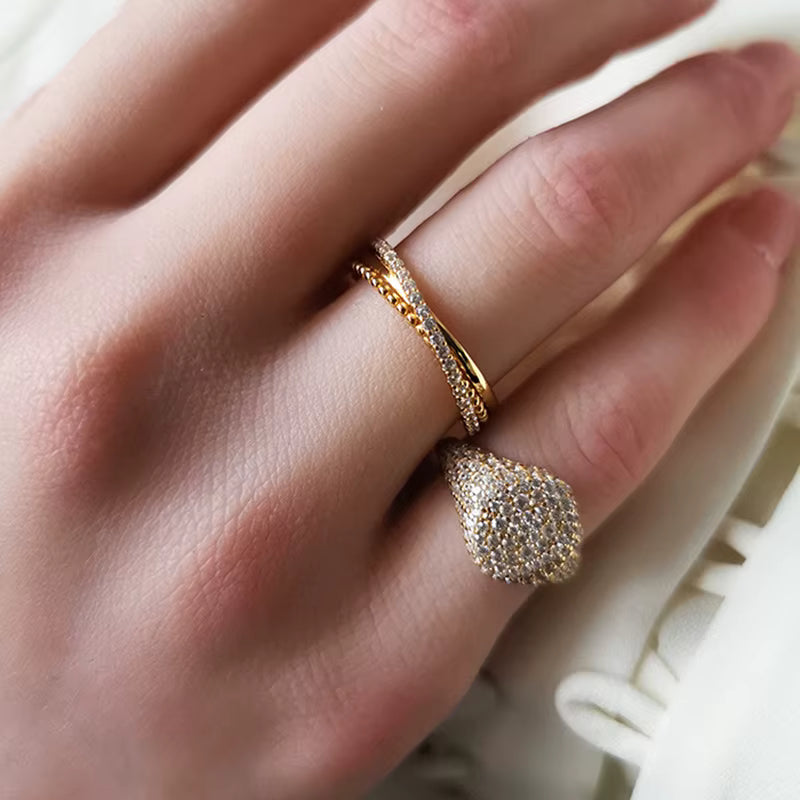 PAVÉ PINKY QUEEN