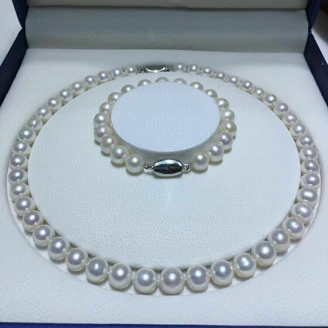 THE CROWN JEWEL PEARL SET