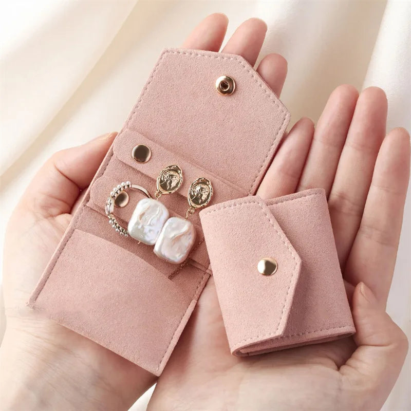 MINI PRINCESS VELVET TRAVEL JEWELLERY POUCH