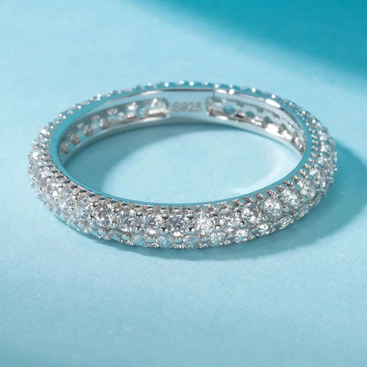 REGAL DAINTY PAVÉ RING