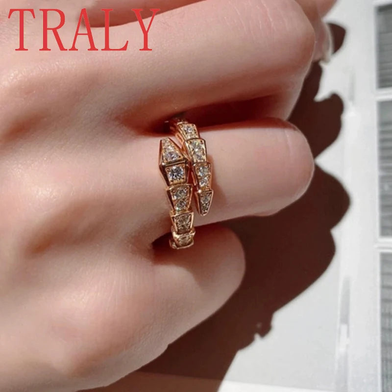 CLEOPATRA SERPENT RING