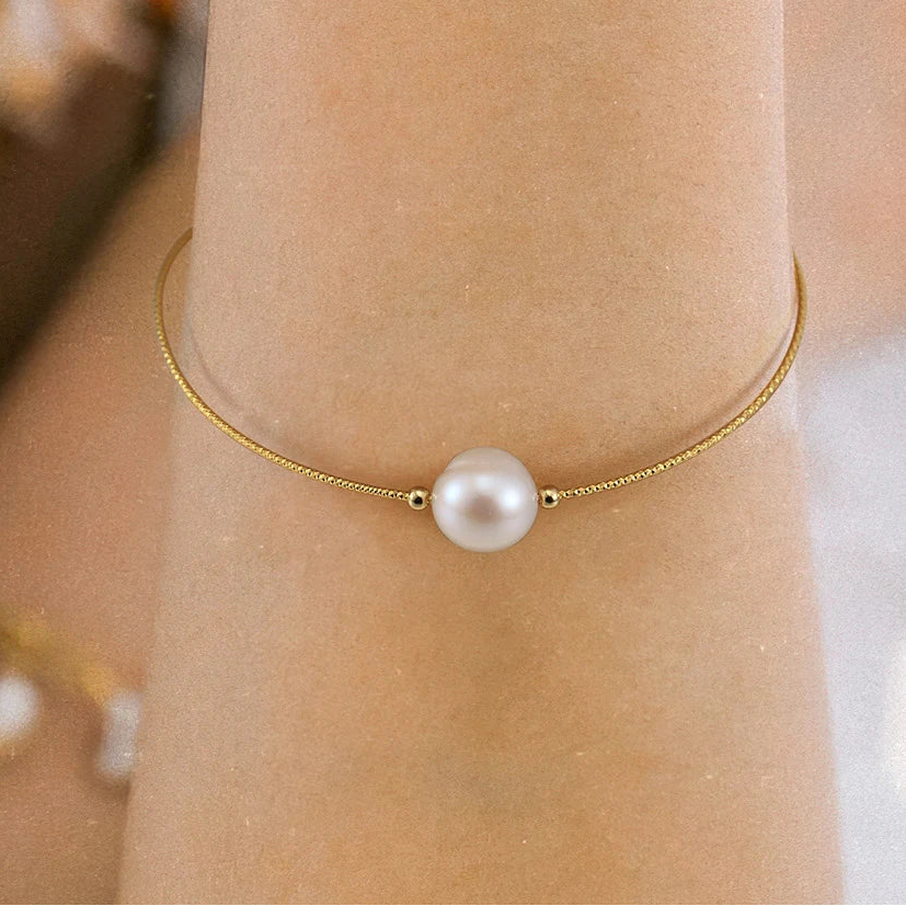 THE PRINCESS PEARL BRACELET
