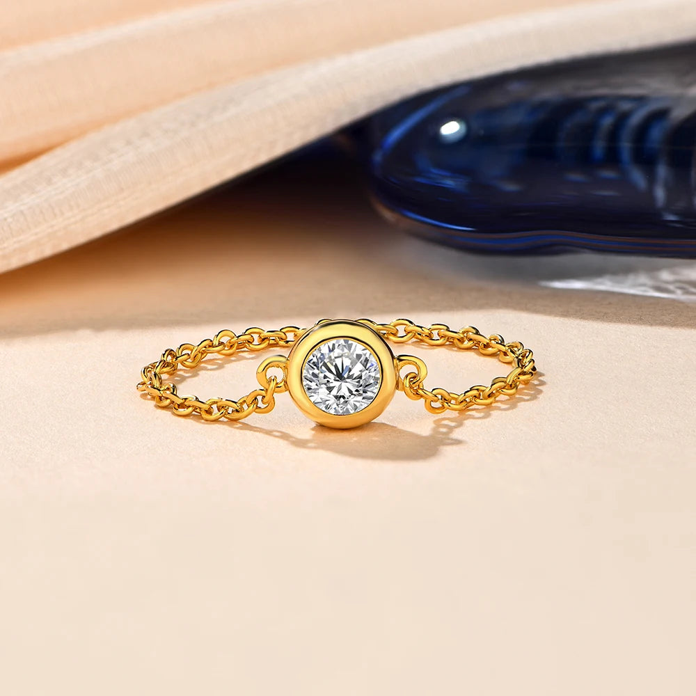 DAINTY SPARKLE MOISSANITE CHAIN RING