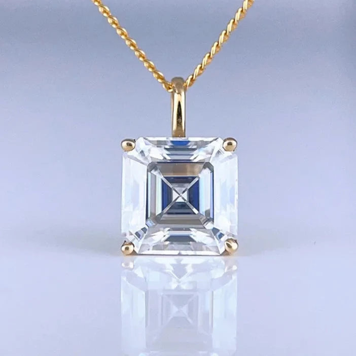 OPULENT ASSCHER PENDANT