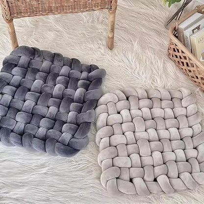 FEROYAL Knot Plush Lux Cushion – Black, 40x40x12cm detail view