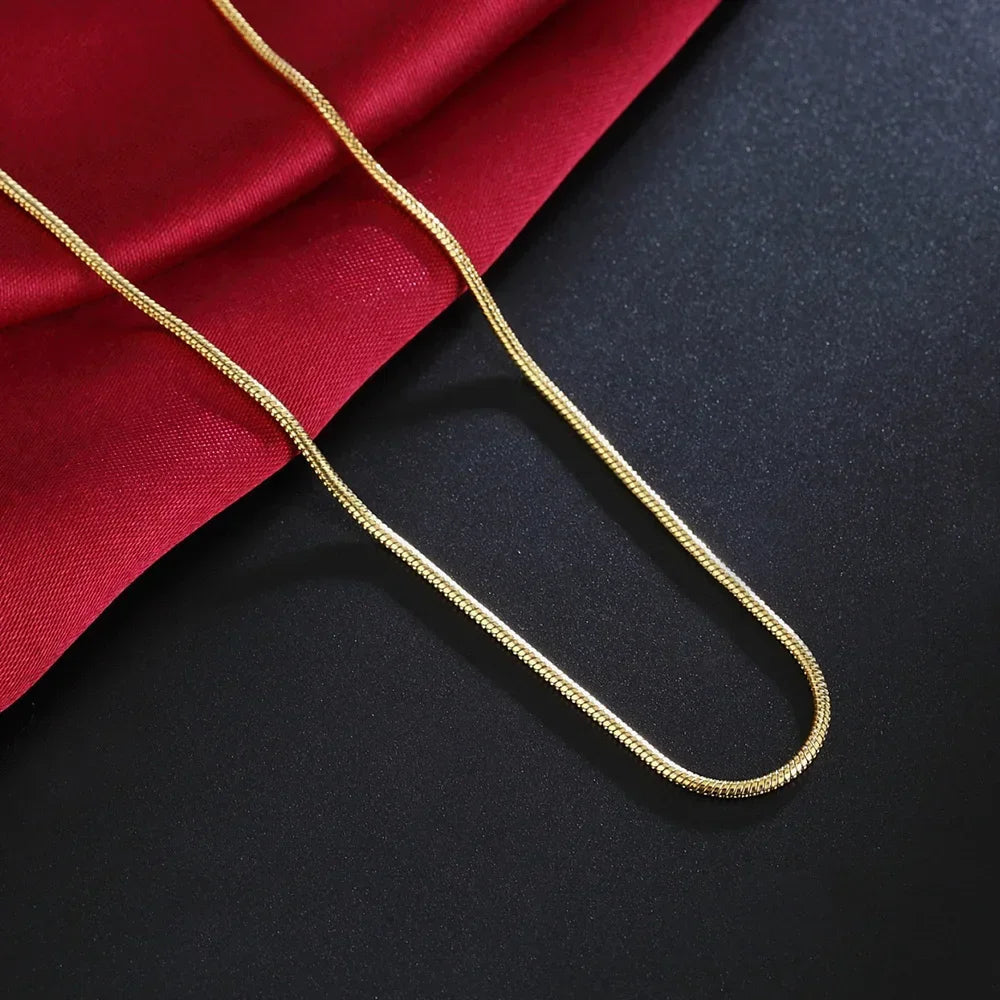 GOLDEN SNAKE CHAIN NECKLACE