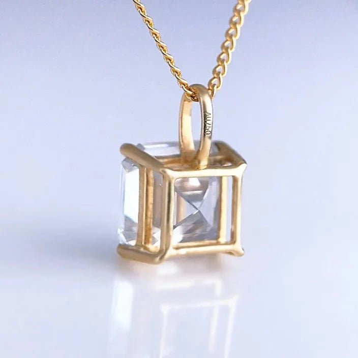 OPULENT ASSCHER PENDANT