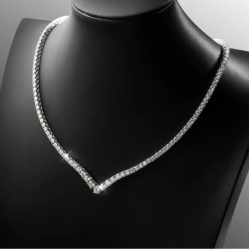 JASMIN V-SHAPED TENNIS NECKLACE