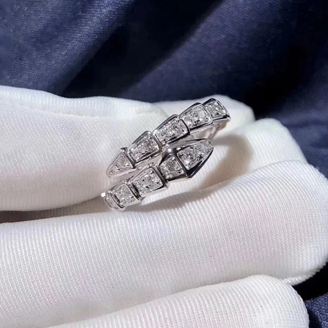 CLEOPATRA SERPENT RING