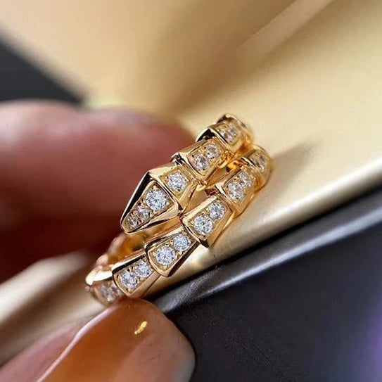 CLEOPATRA SERPENT RING