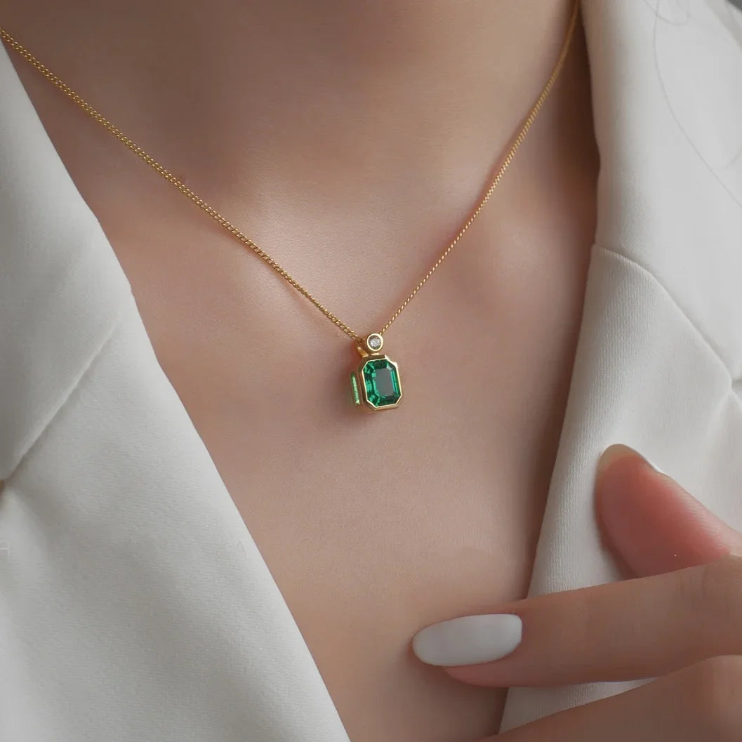 AURORA EMERALD NECKLACE