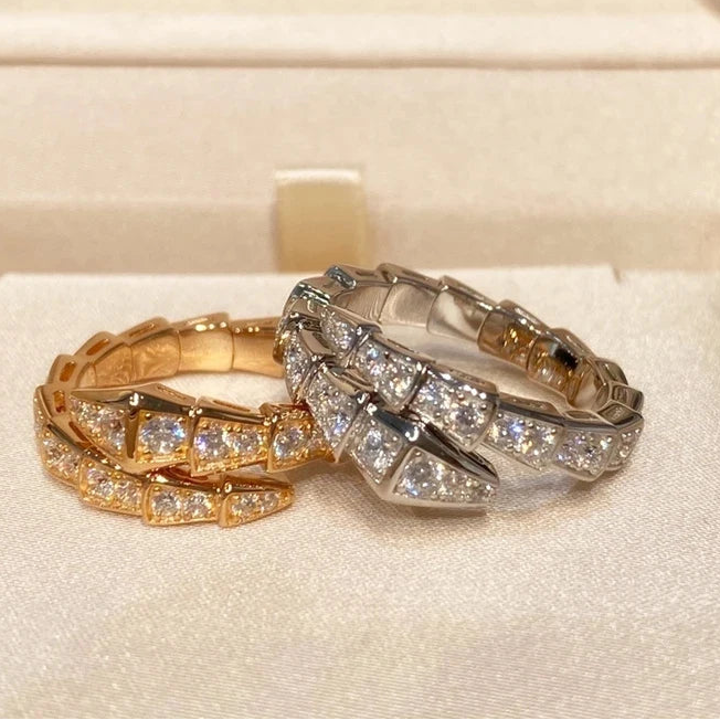 CLEOPATRA SERPENT RING